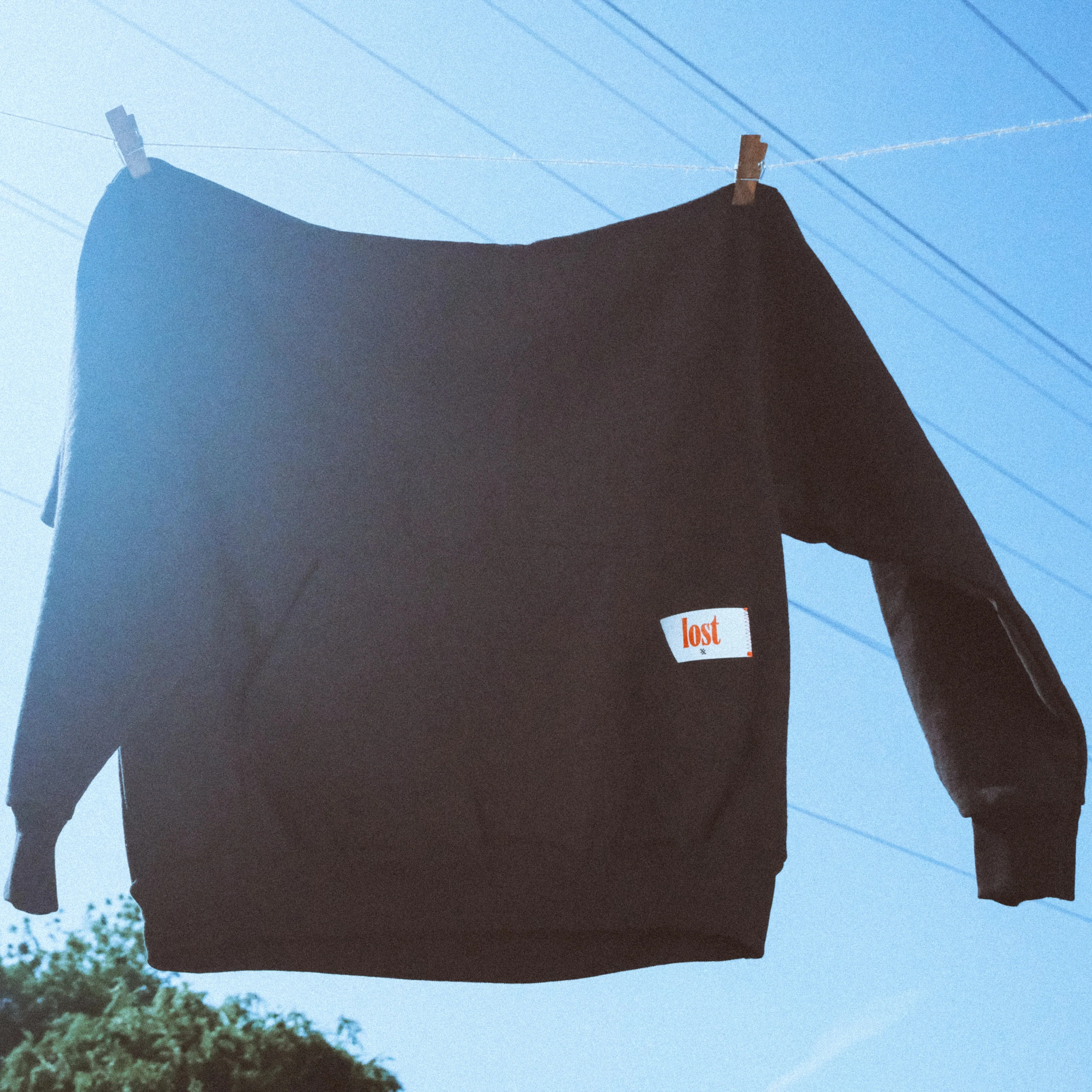 black lost hoodie - Image 4
